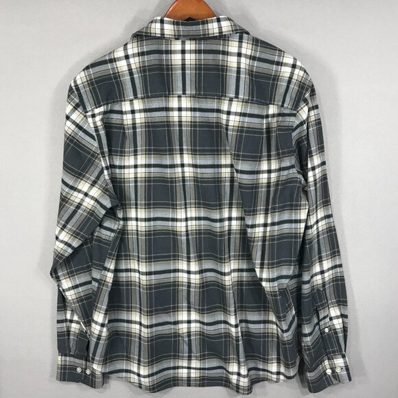 Van Heusen Shirt Men's Large Gray Plaid Regular Fit Never Tuck Button Down LS - Picture 2 of 11